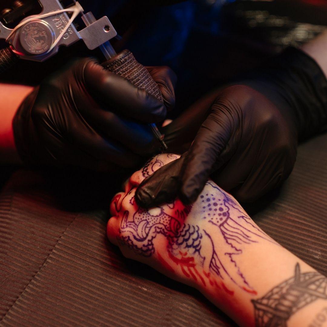 Tattoos mit Wintermotiv - Inspirationen für den Nikolaustag