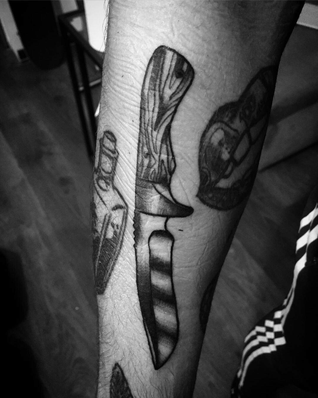 Inksearch tattoo Piekło Tattoo