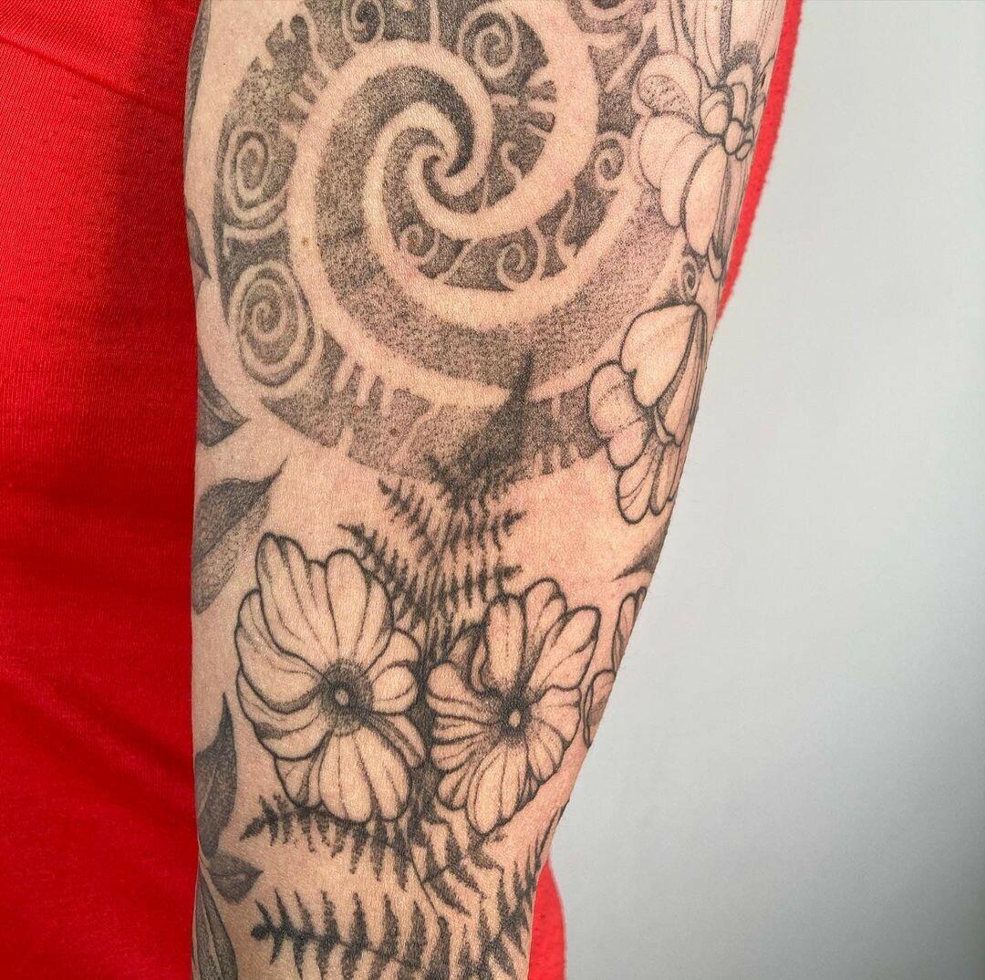 Inksearch tattoo Szara Wara