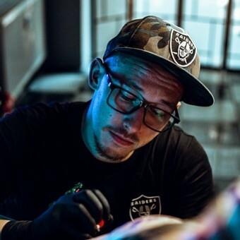 Inksearch tattoo Dom tatuażu