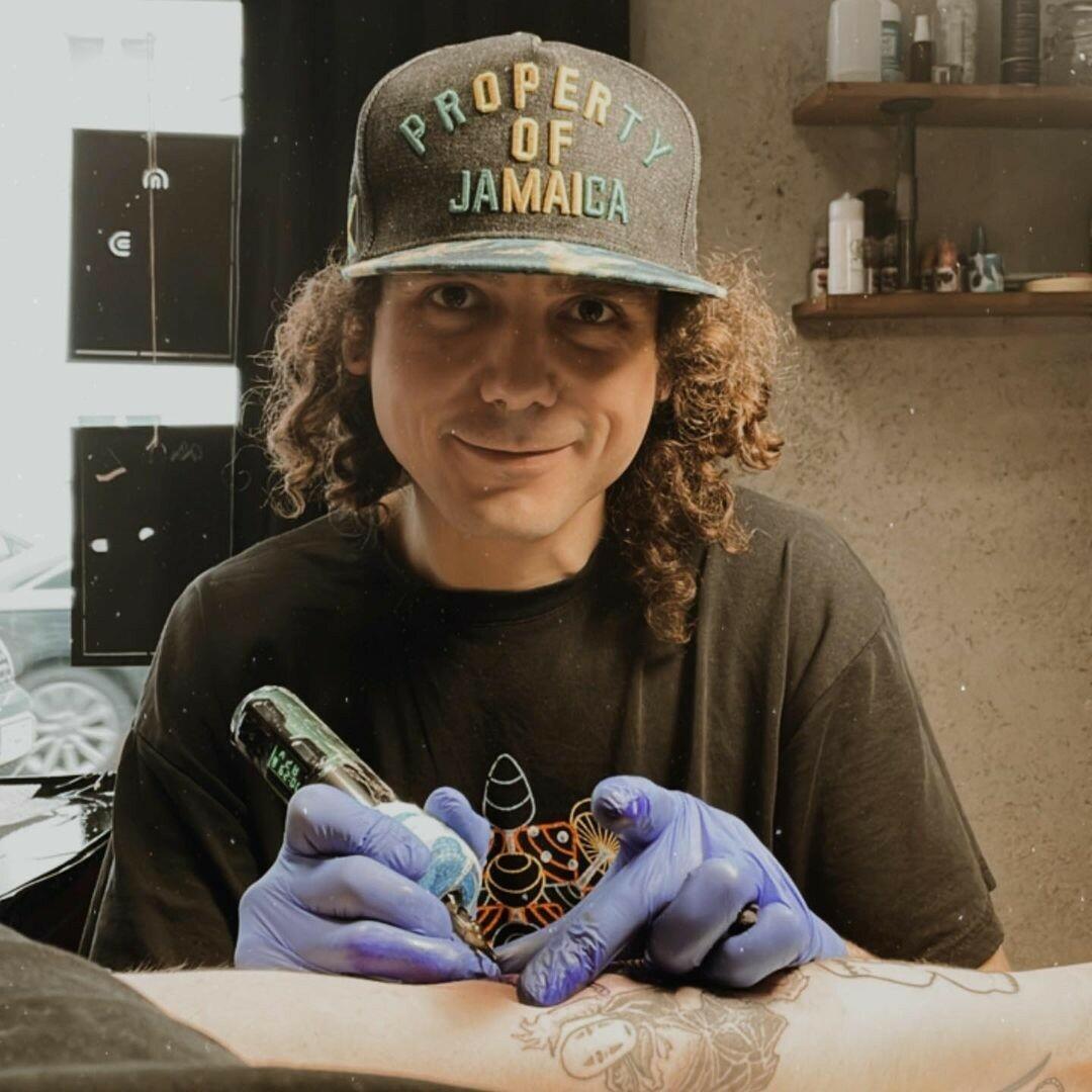 Inksearch tattoo Black Cats Tattoo