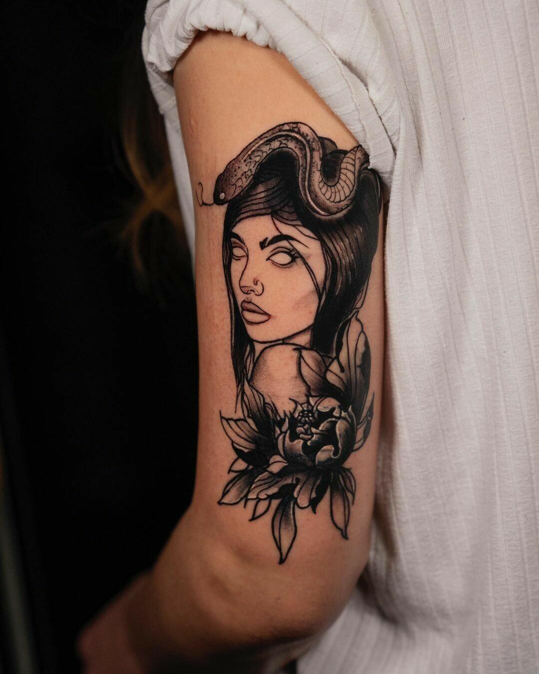 Inksearch tattoo Horyzont