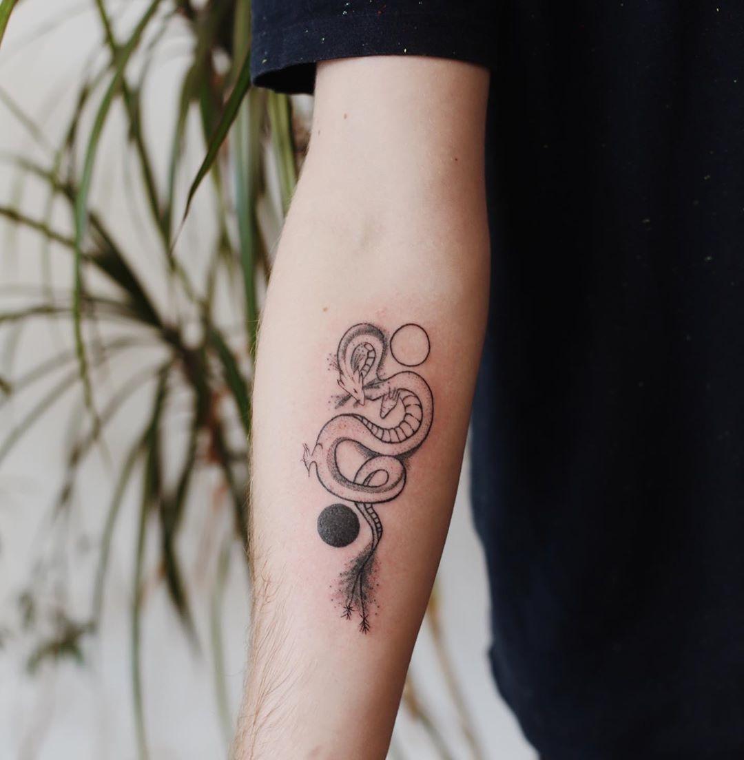Inksearch tattoo Freckle Hand Poke