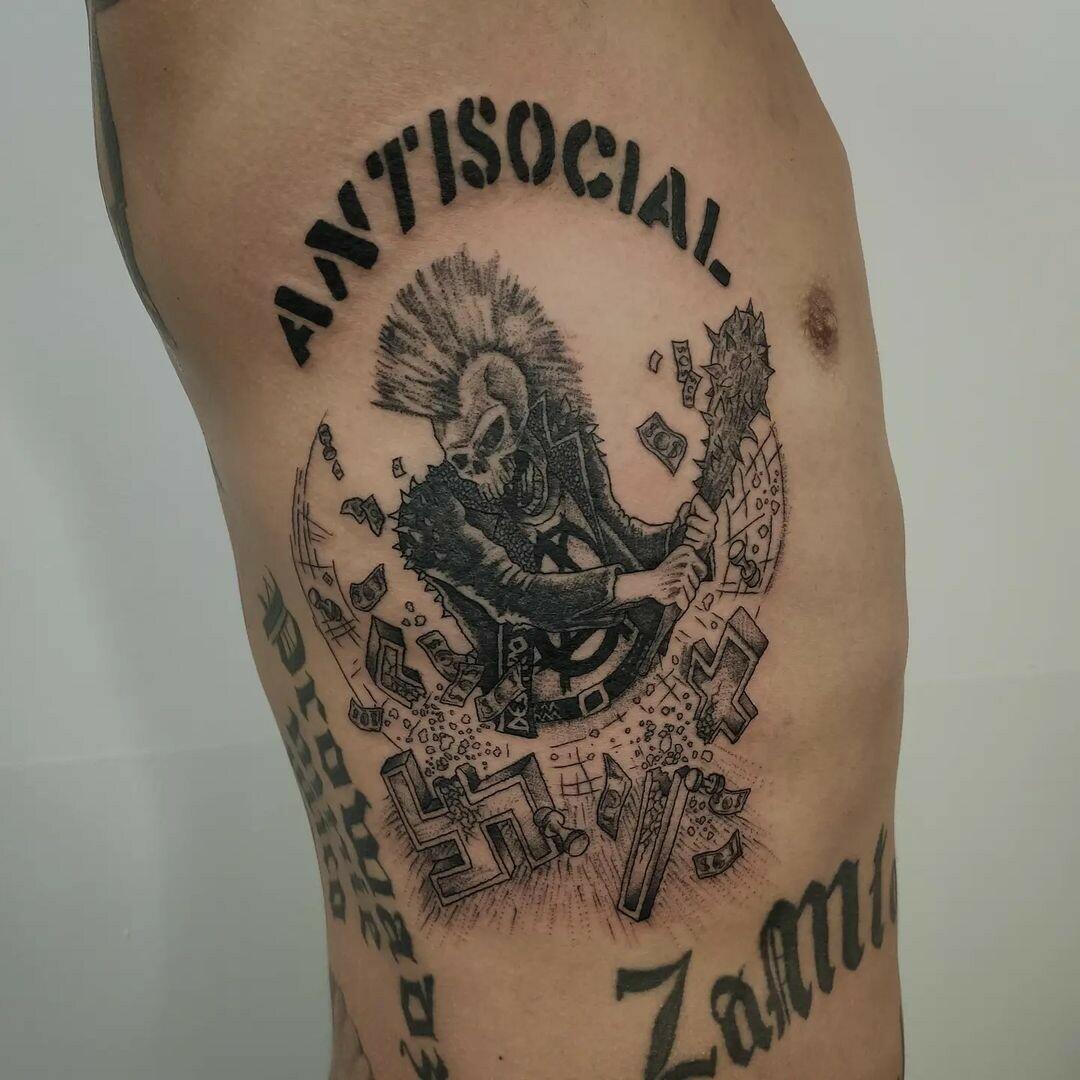Inksearch tattoo Bizon tattoo