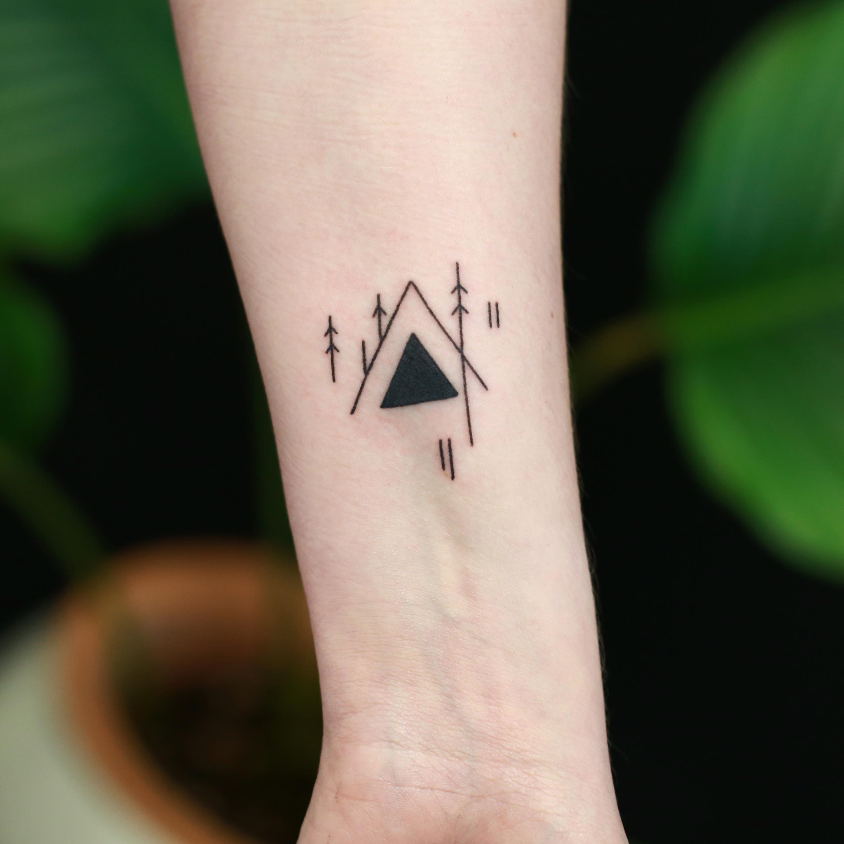 Inksearch tattoo Ola Dot Tattoo