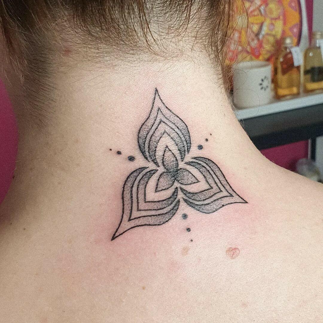 Inksearch tattoo julia.handpoke