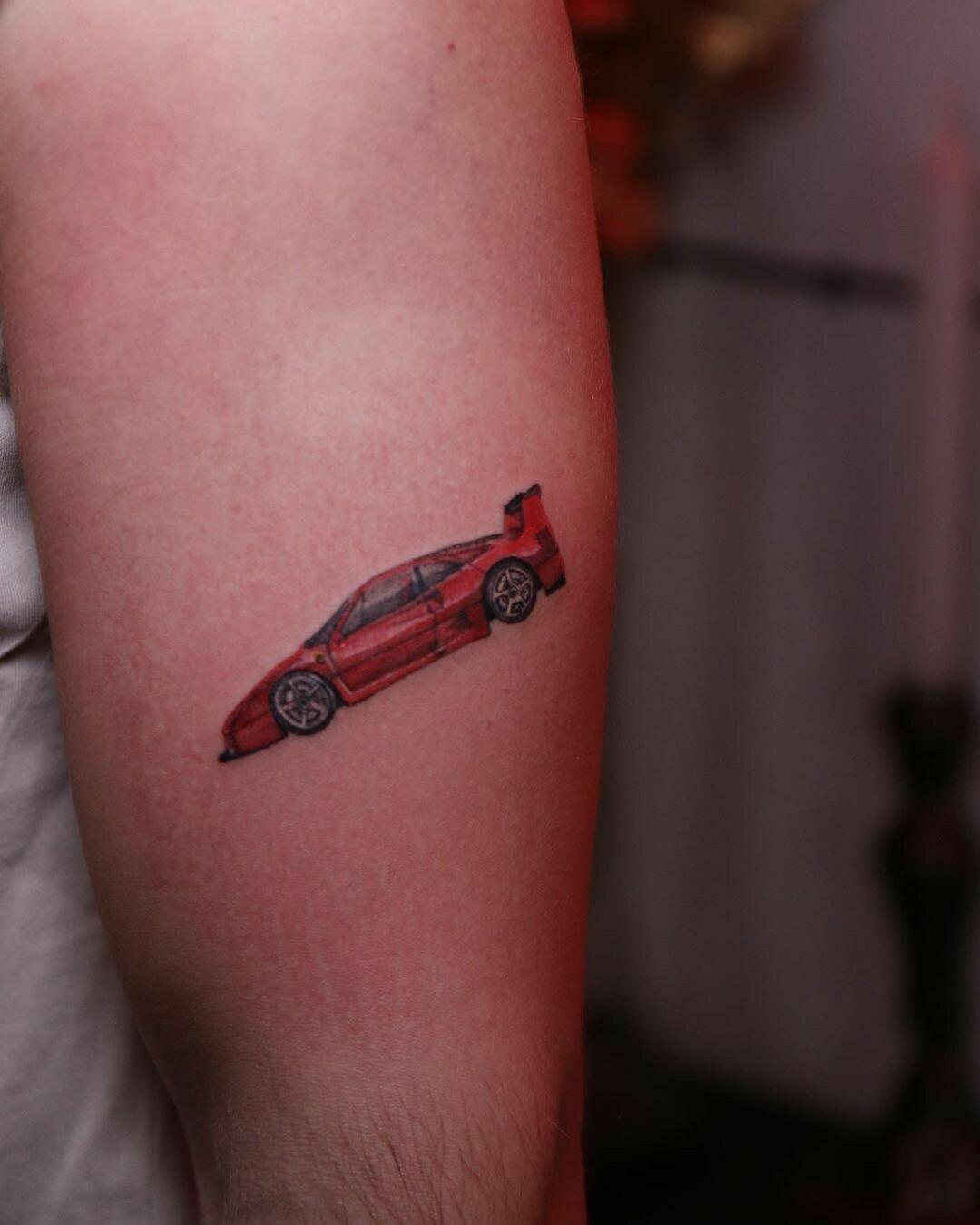 Inksearch tattoo Modliszka Studio Tatuażu
