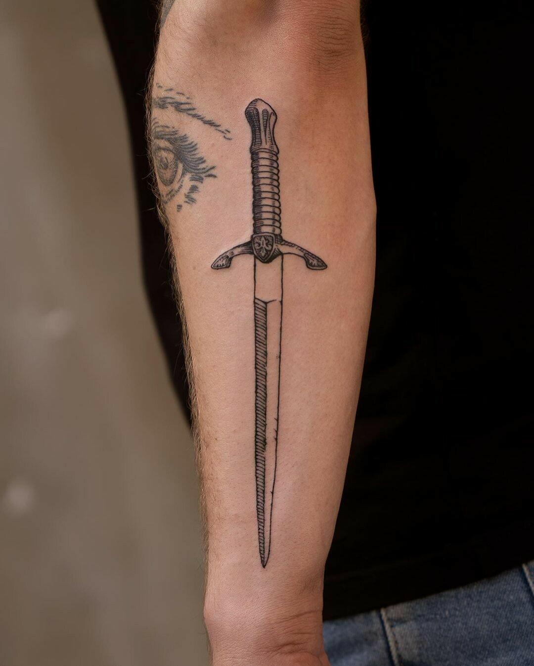 Inksearch tattoo Horyzont