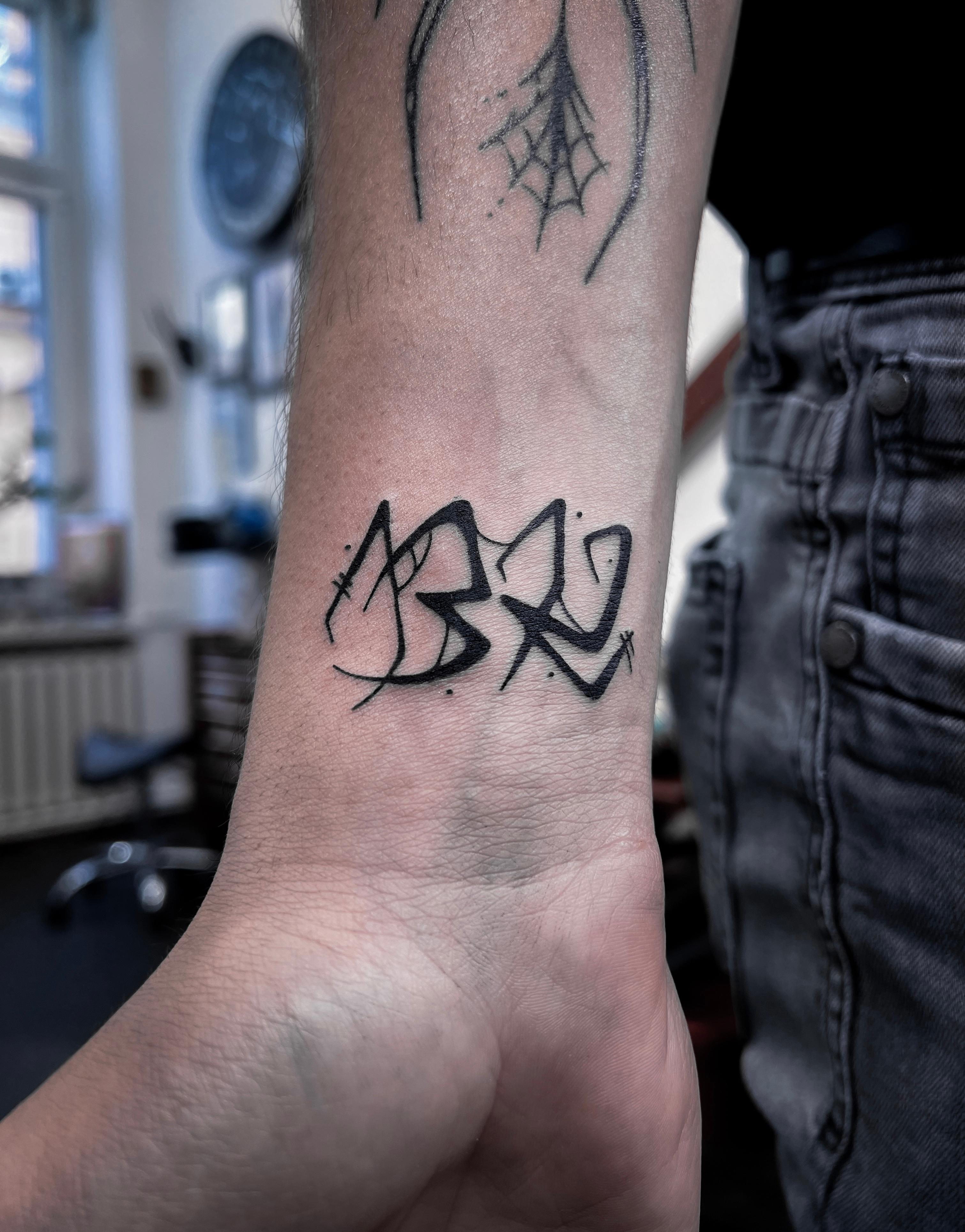 Inksearch tattoo Rawline