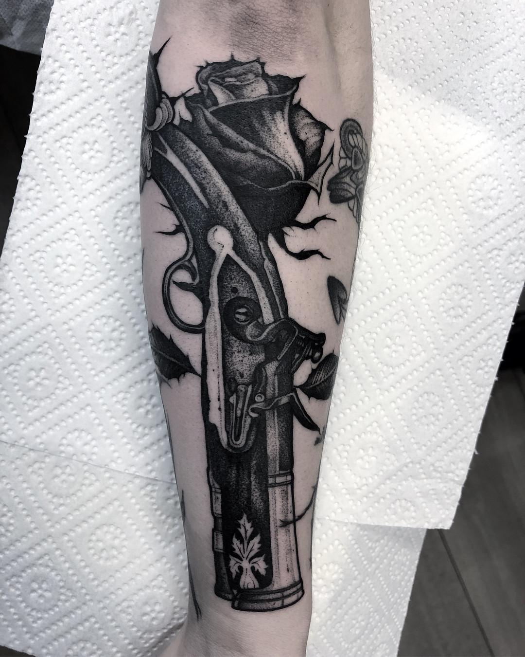 Inksearch tattoo Patryk Chybowski (Boski Tattoo)