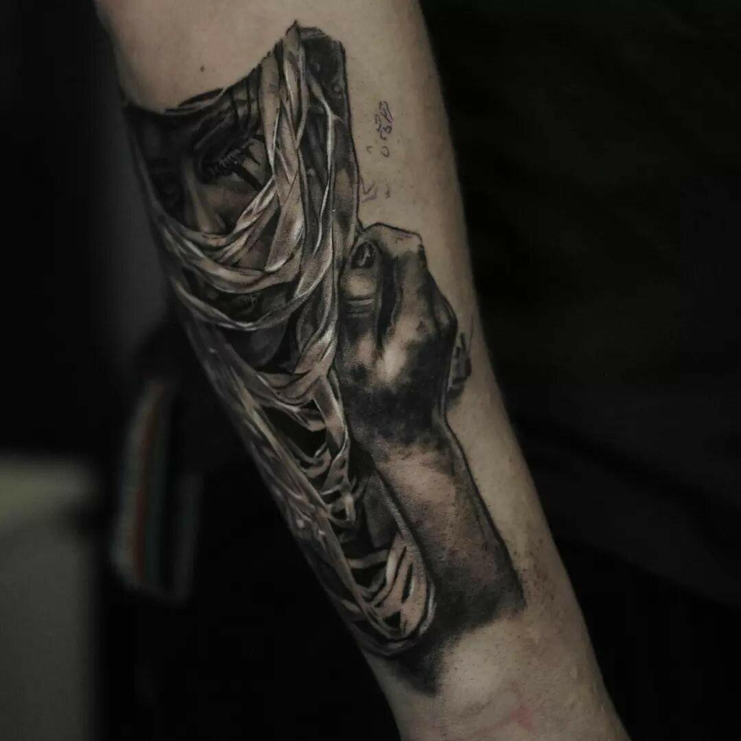 Inksearch tattoo Marcin Nencek Grey eye Tattoo