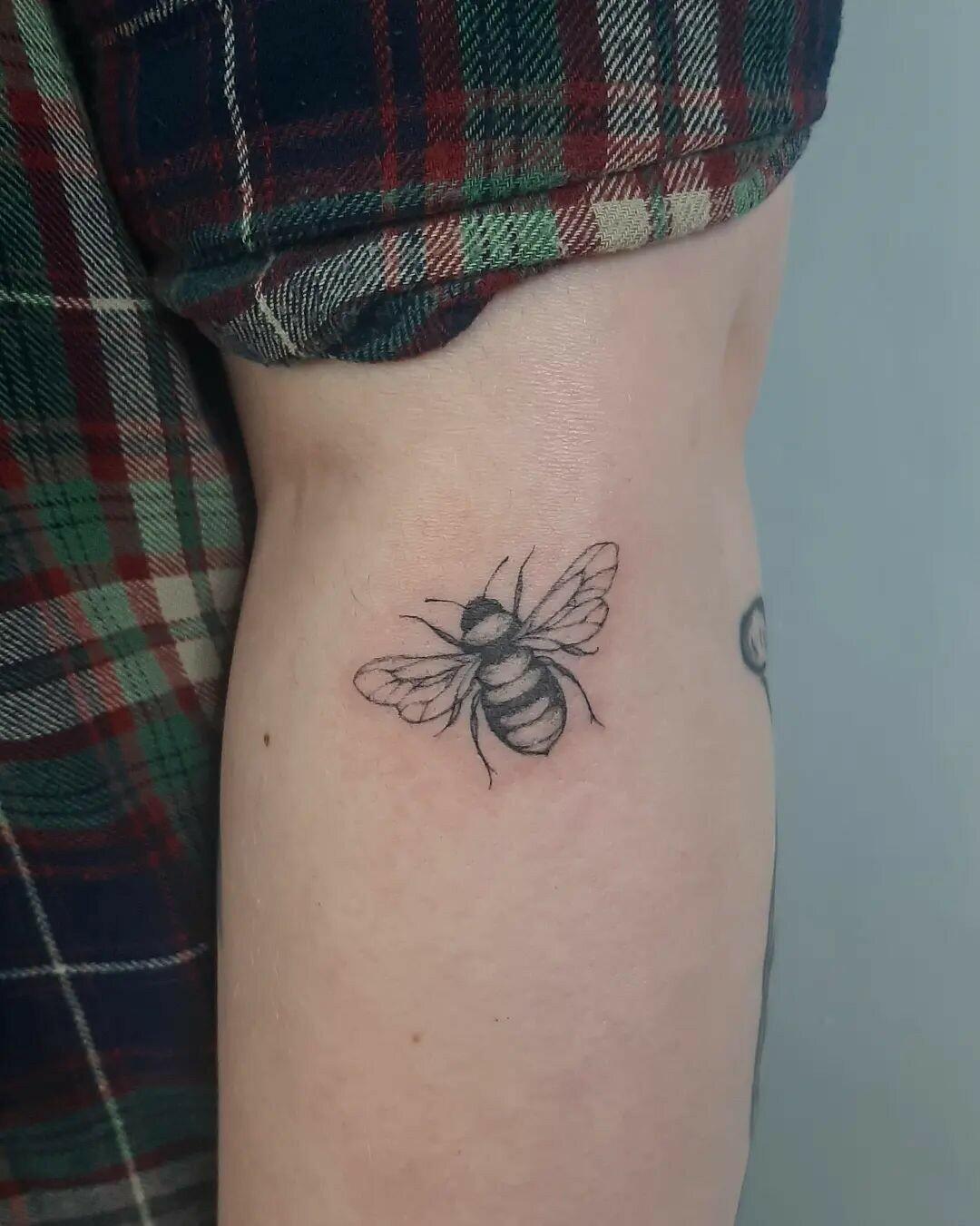 Inksearch tattoo Forsycja_tattoo