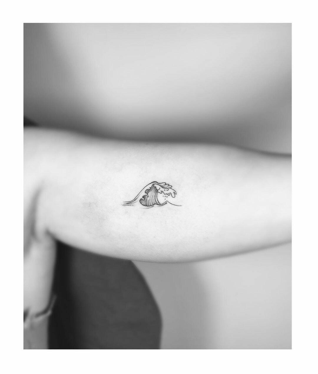 Inksearch tattoo Black Cats Tattoo