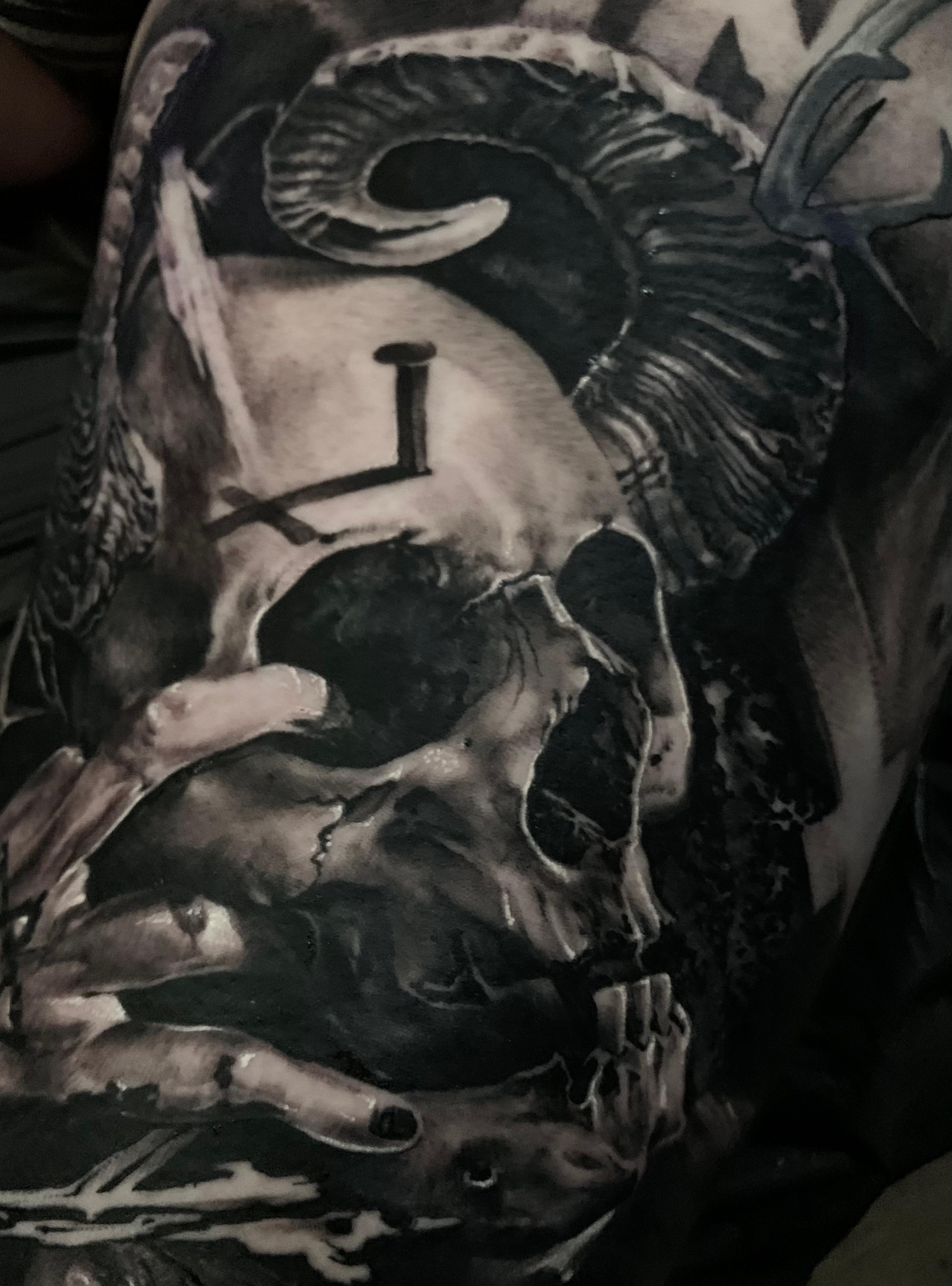 Inksearch tattoo Mariusz Romanowicz