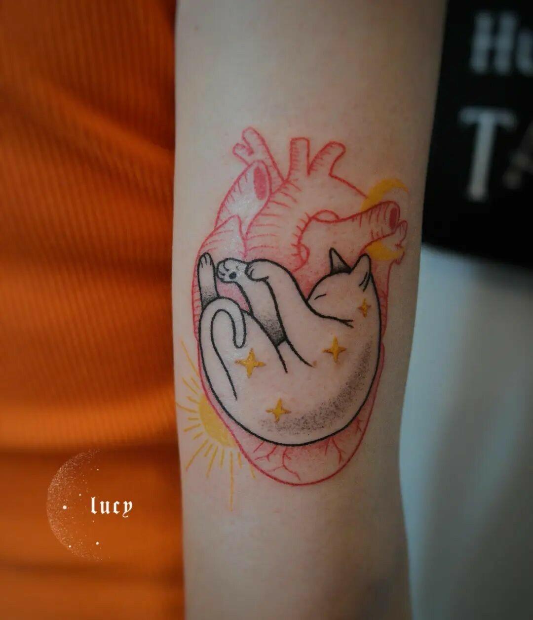 Inksearch tattoo Lucy_handpoke