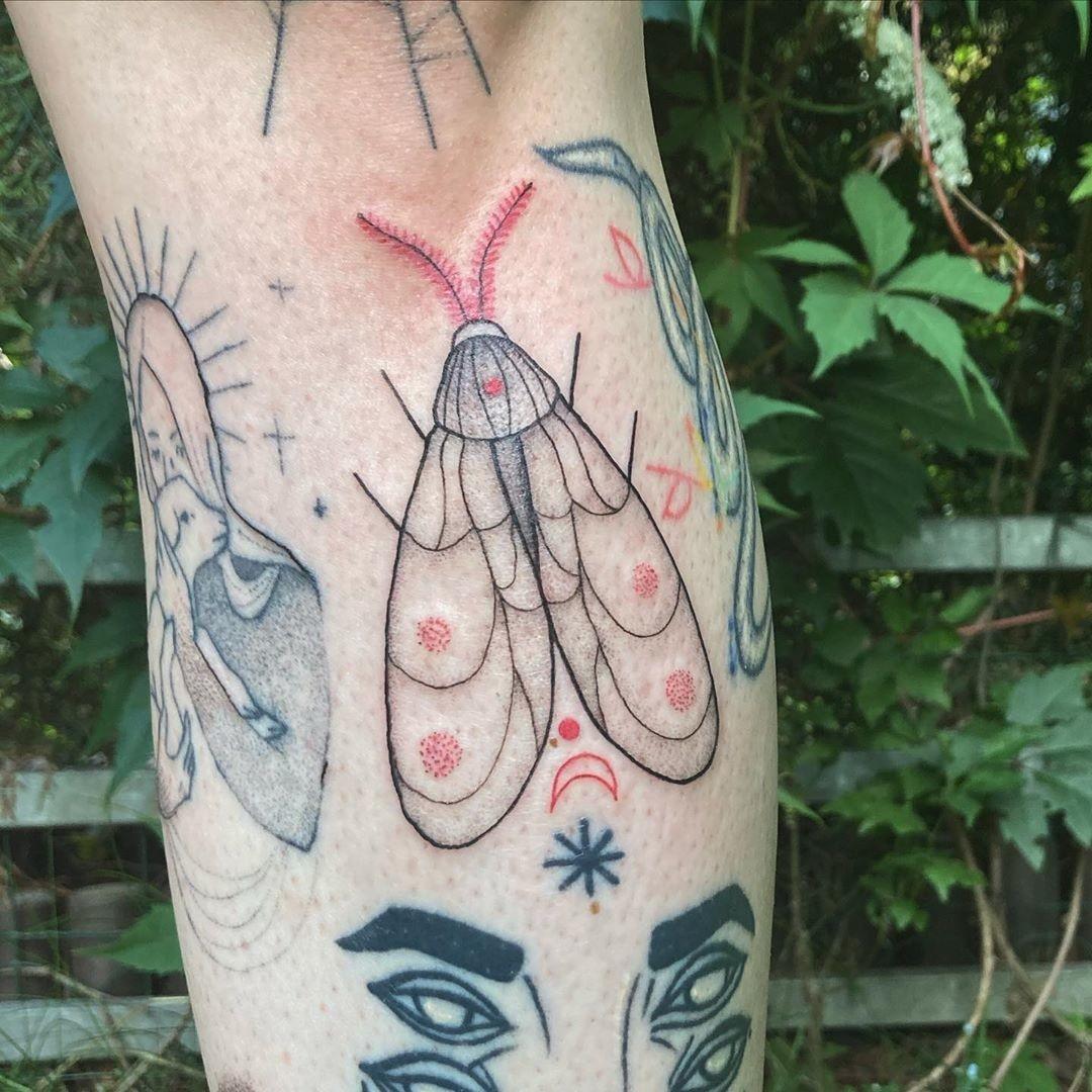 Inksearch tattoo Szara Wara