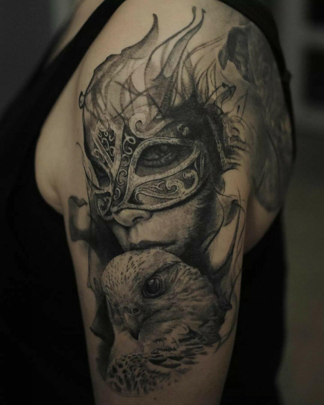 Inksearch tattoo Marcin Nencek Grey eye Tattoo