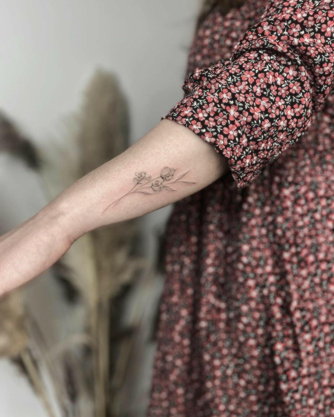 Inksearch tattoo mesandraws.tattoo