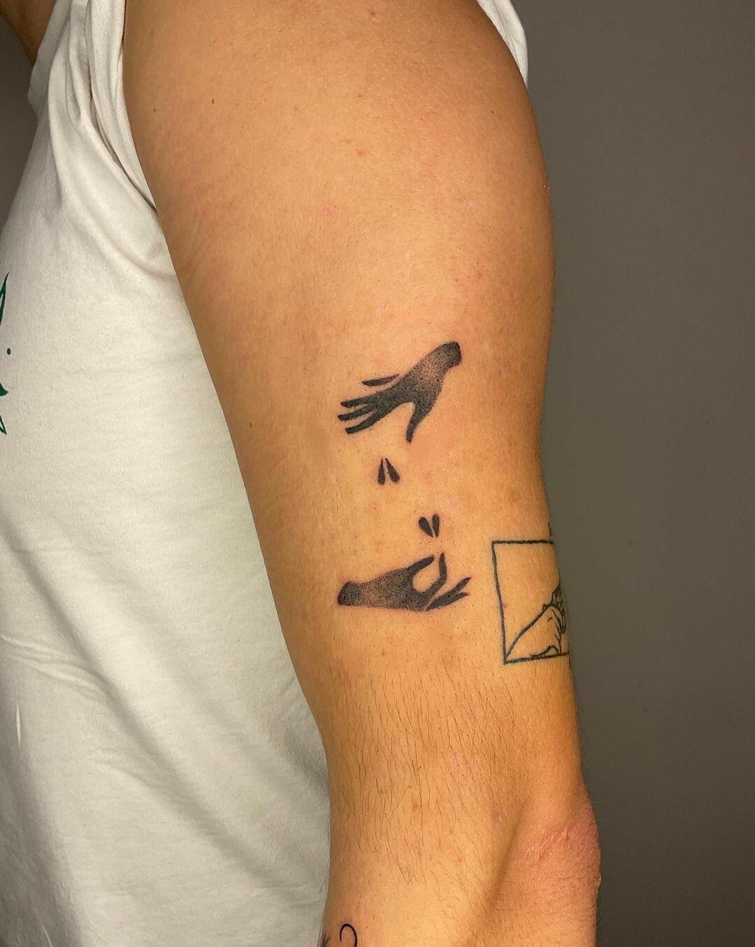 Inksearch tattoo Klara Pikus