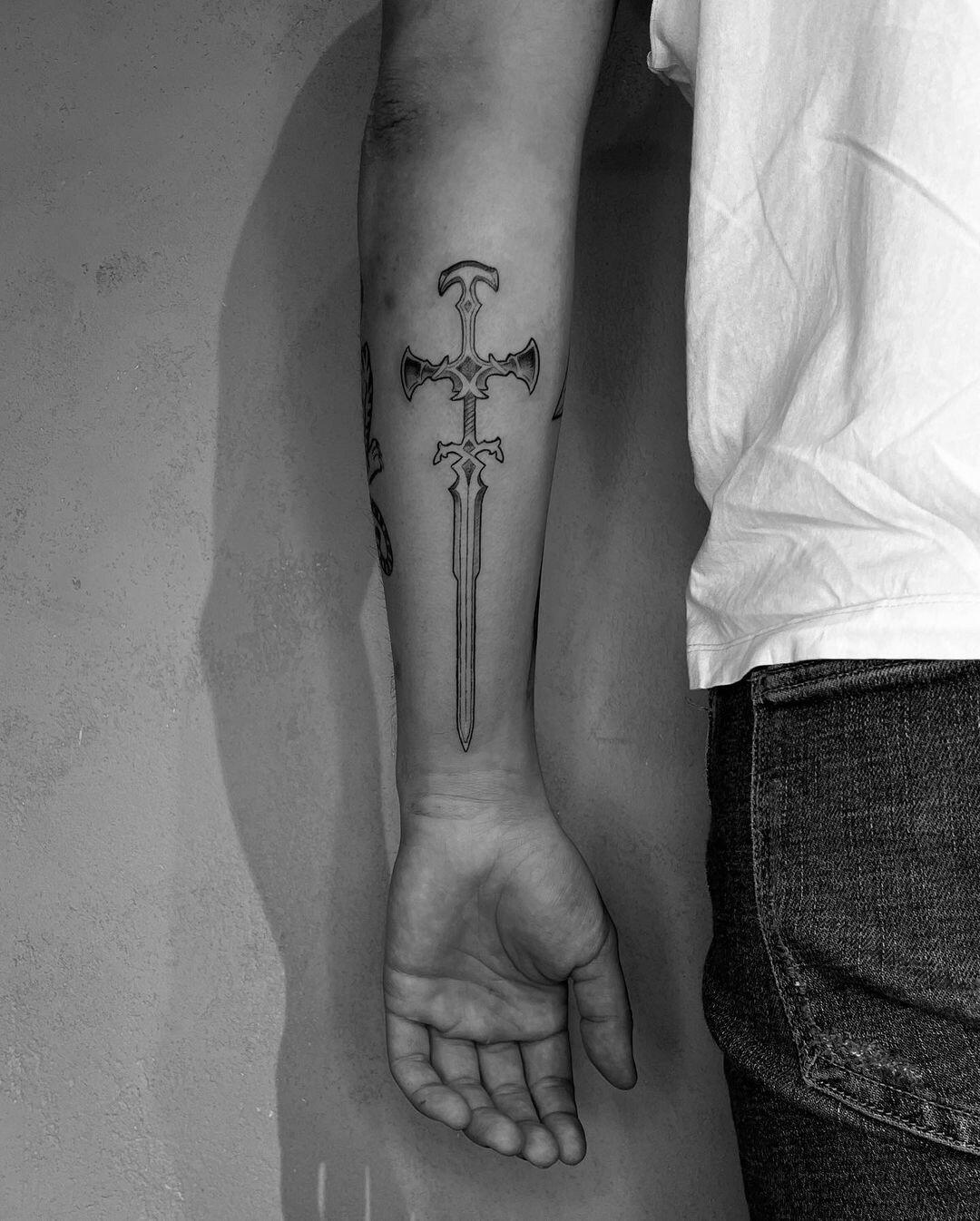 Inksearch tattoo Fame Tattoo