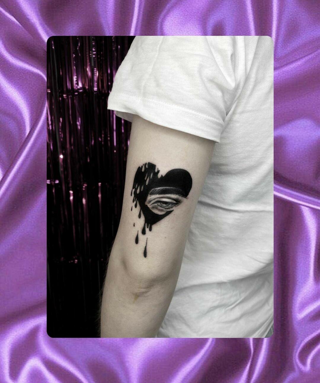 Inksearch tattoo Zuroose