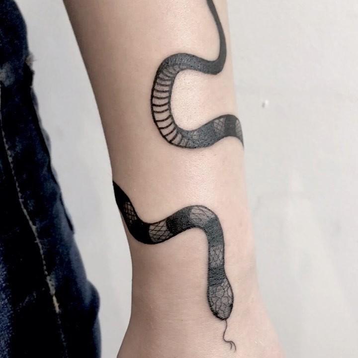Inksearch tattoo Filosh Pink
