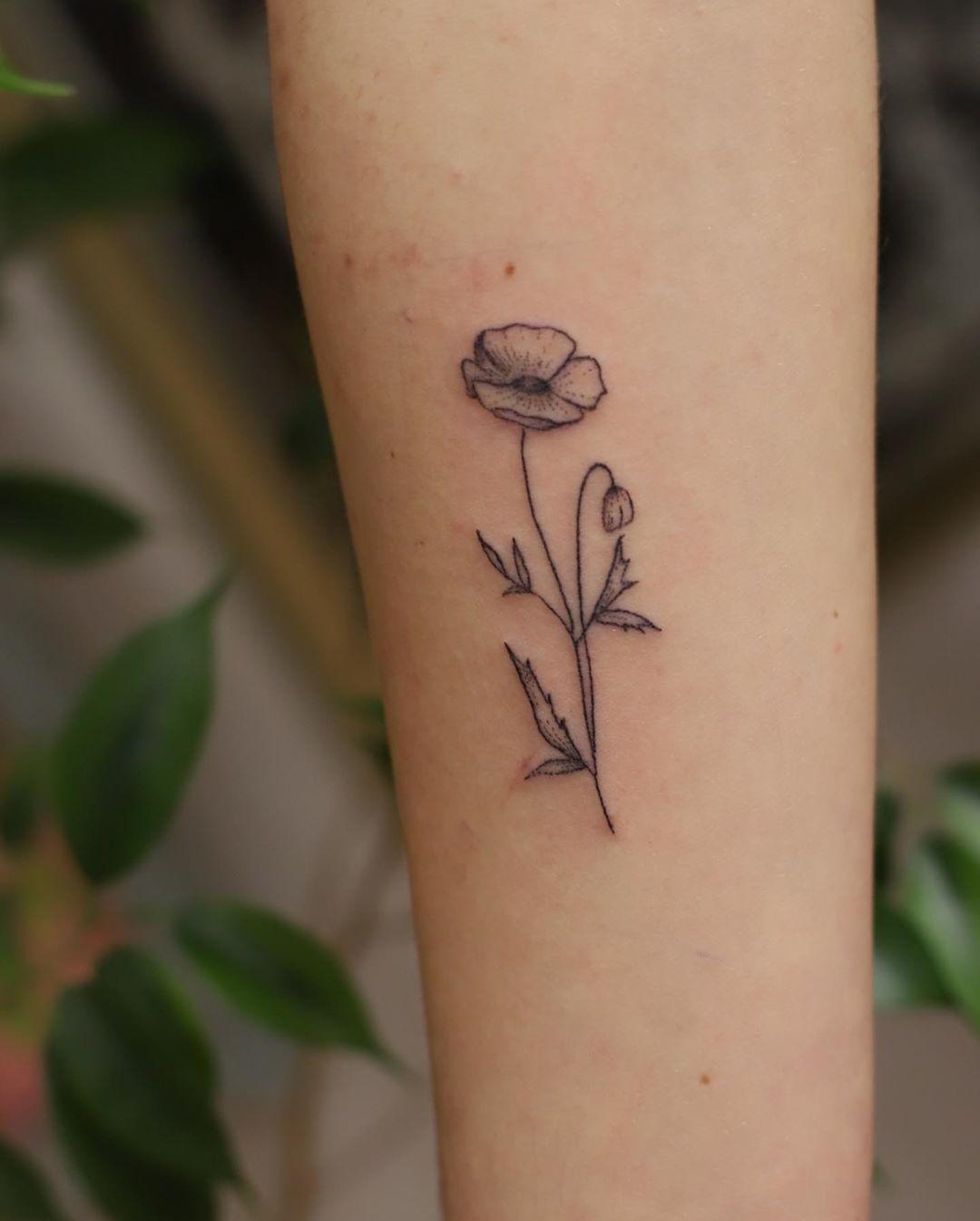 Inksearch tattoo Freckle Hand Poke