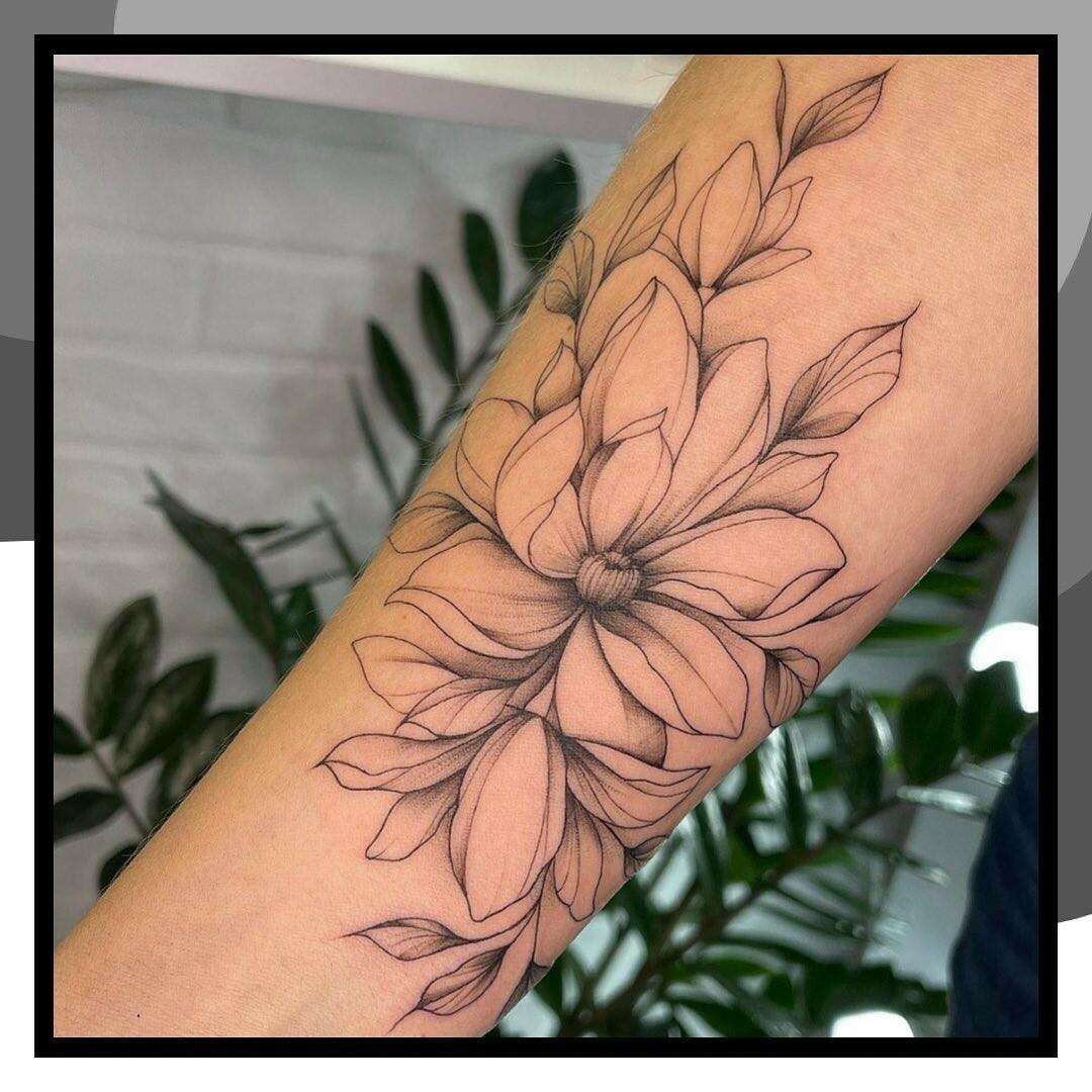 Inksearch tattoo La Familia Tattoo Shop
