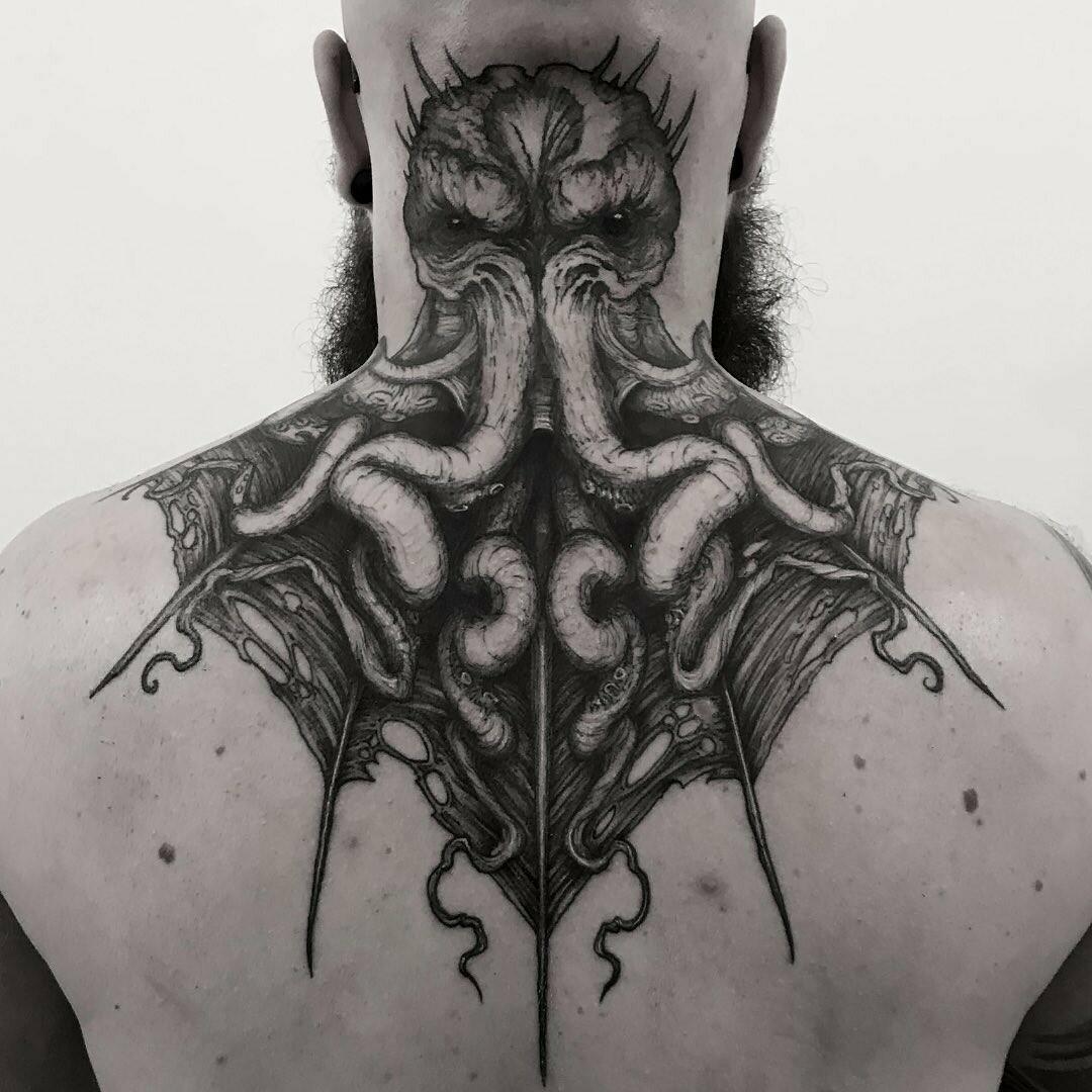 Inksearch tattoo Modliszka Studio Tatuażu