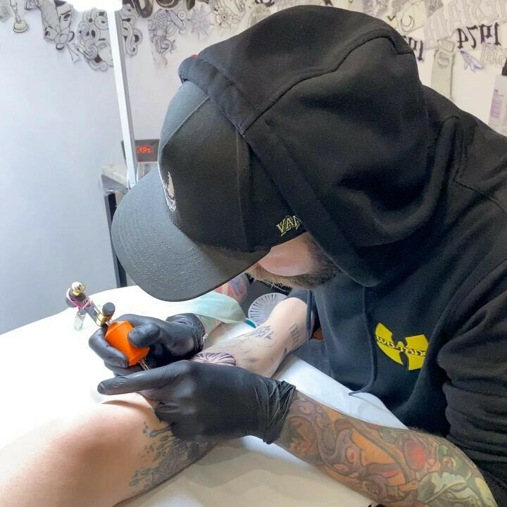 Inksearch tattoo Filosh Pink