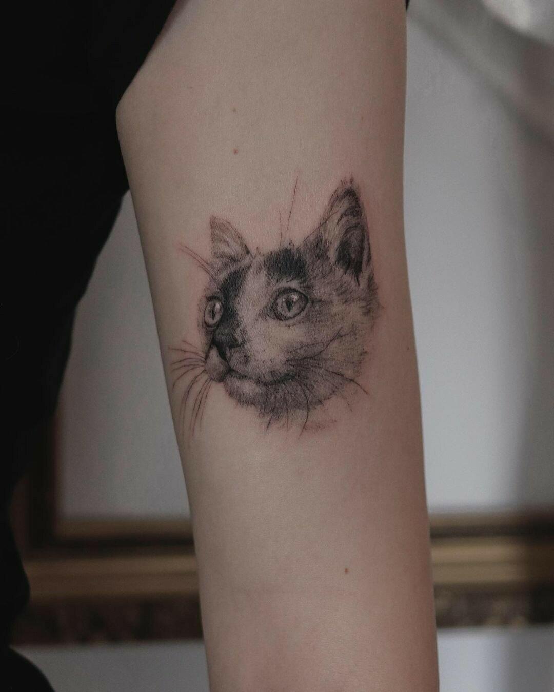 Inksearch tattoo Joasia Luna