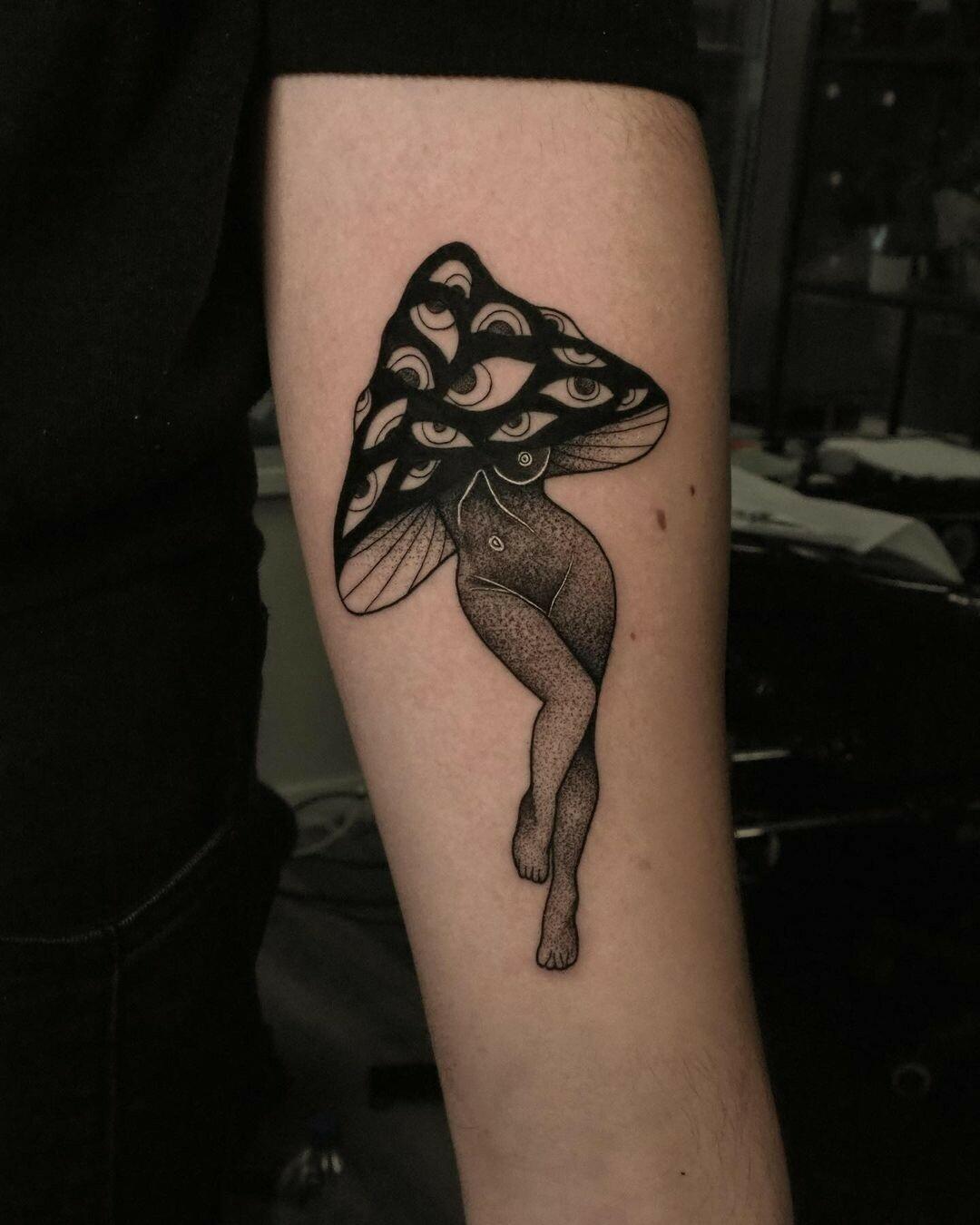 Inksearch tattoo Nautilus Tattoo Studio