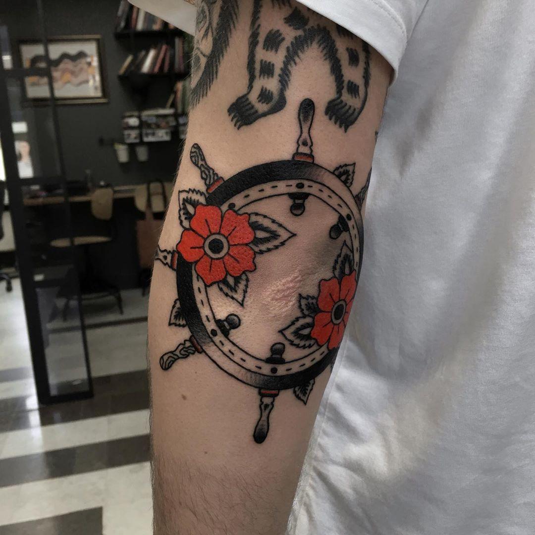 Inksearch tattoo Alice Summers
