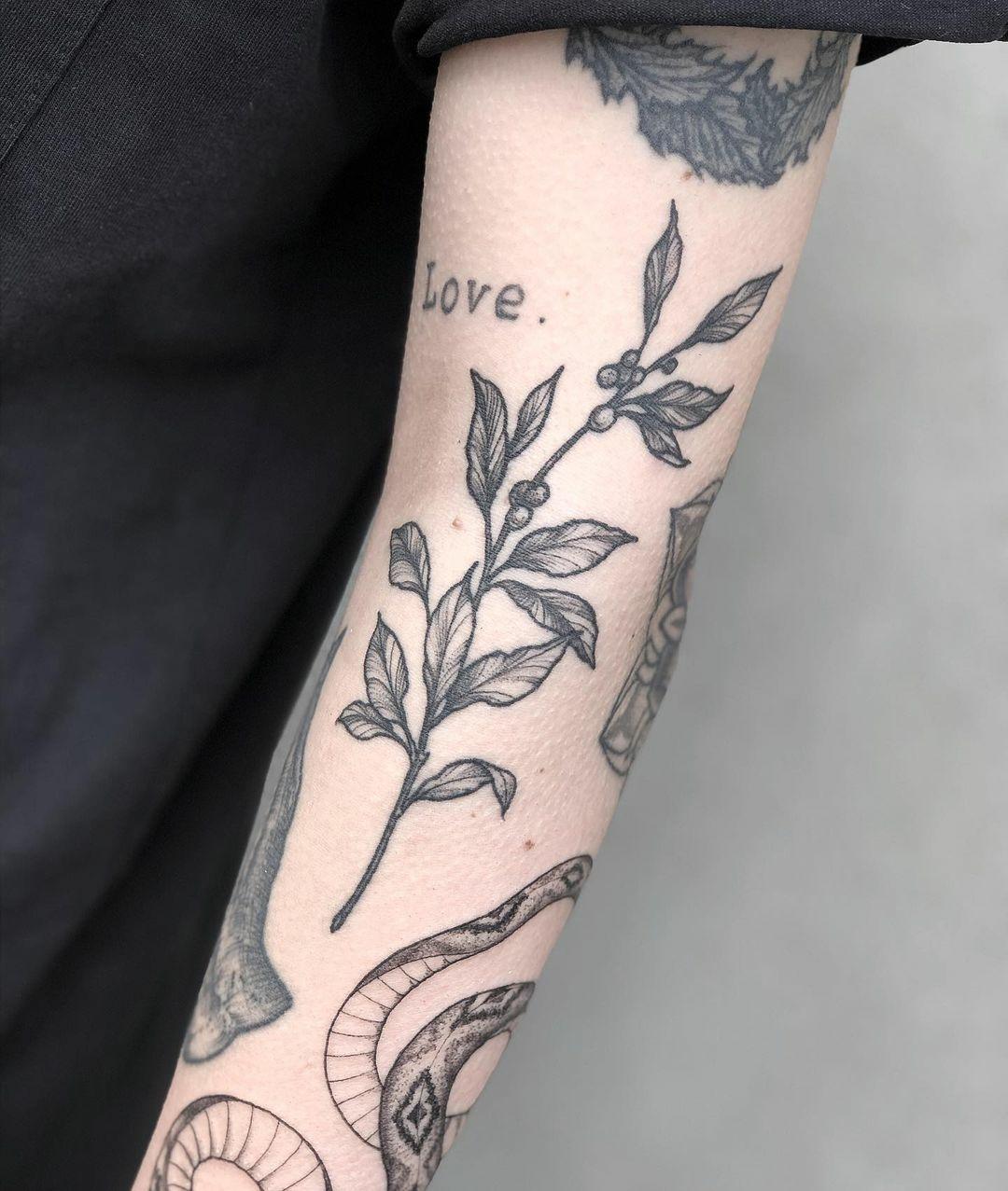 Inksearch tattoo Crystvlmind ART