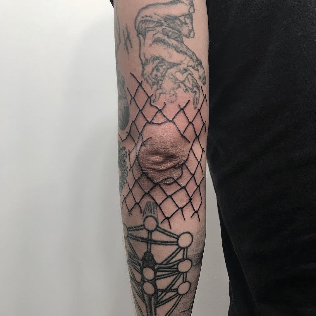 Inksearch tattoo Filosh Pink