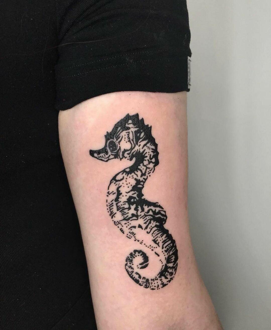Inksearch tattoo Black Cats Tattoo