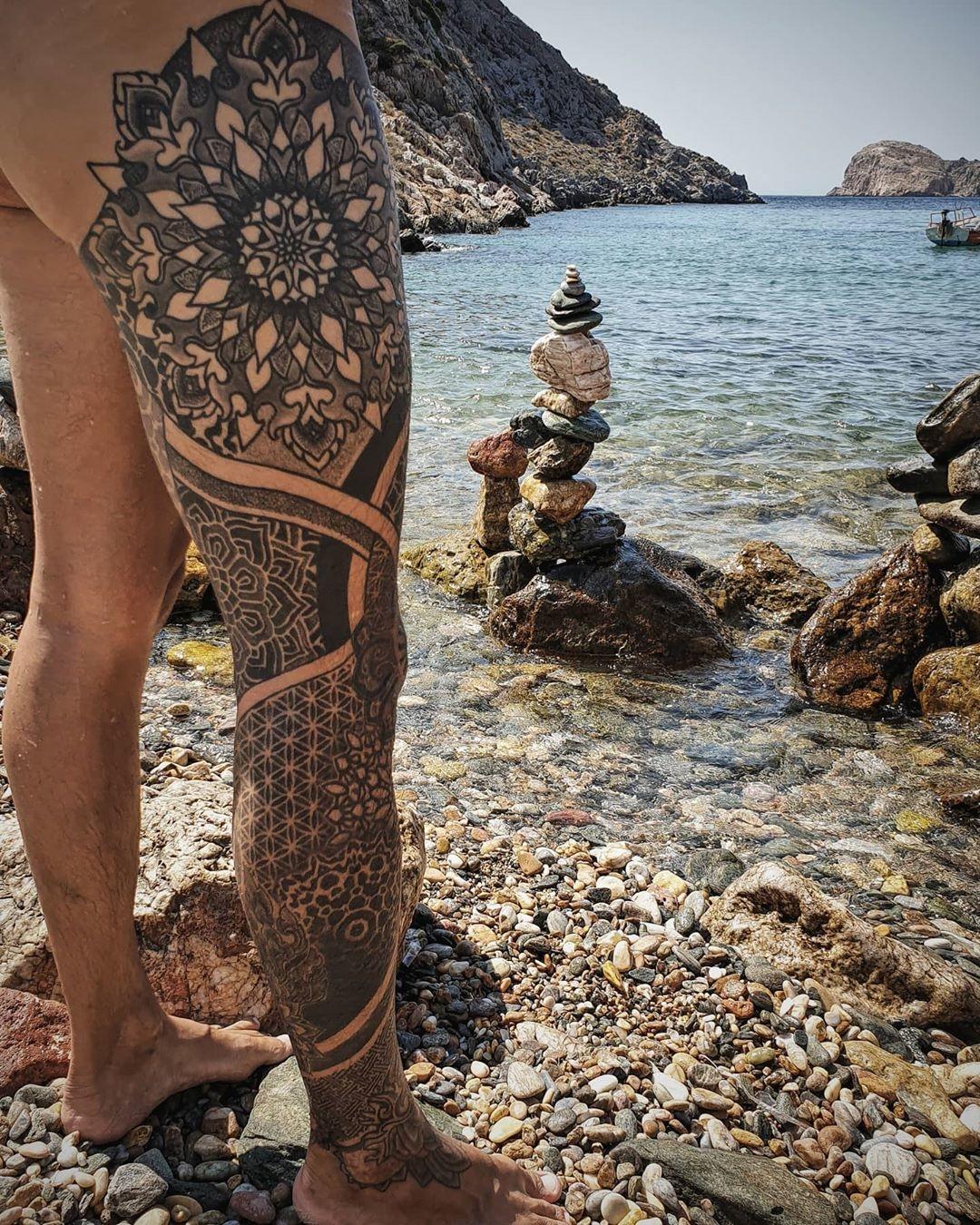 Inksearch tattoo Manuel Zellkern