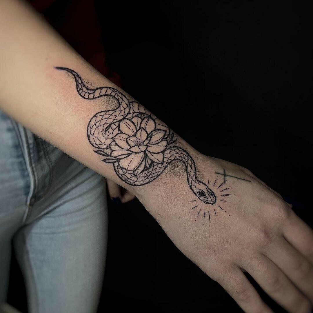 Inksearch tattoo Venomdopee