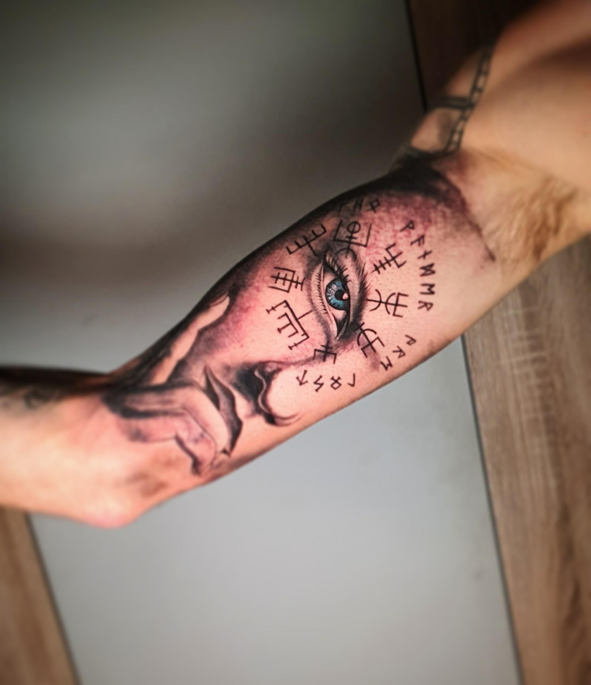 Inksearch tattoo Iljan tattoo