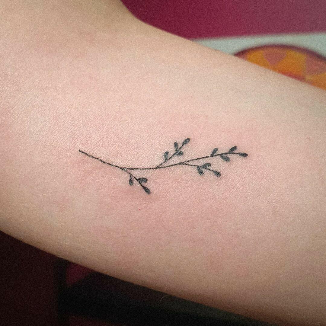 Inksearch tattoo julia.handpoke