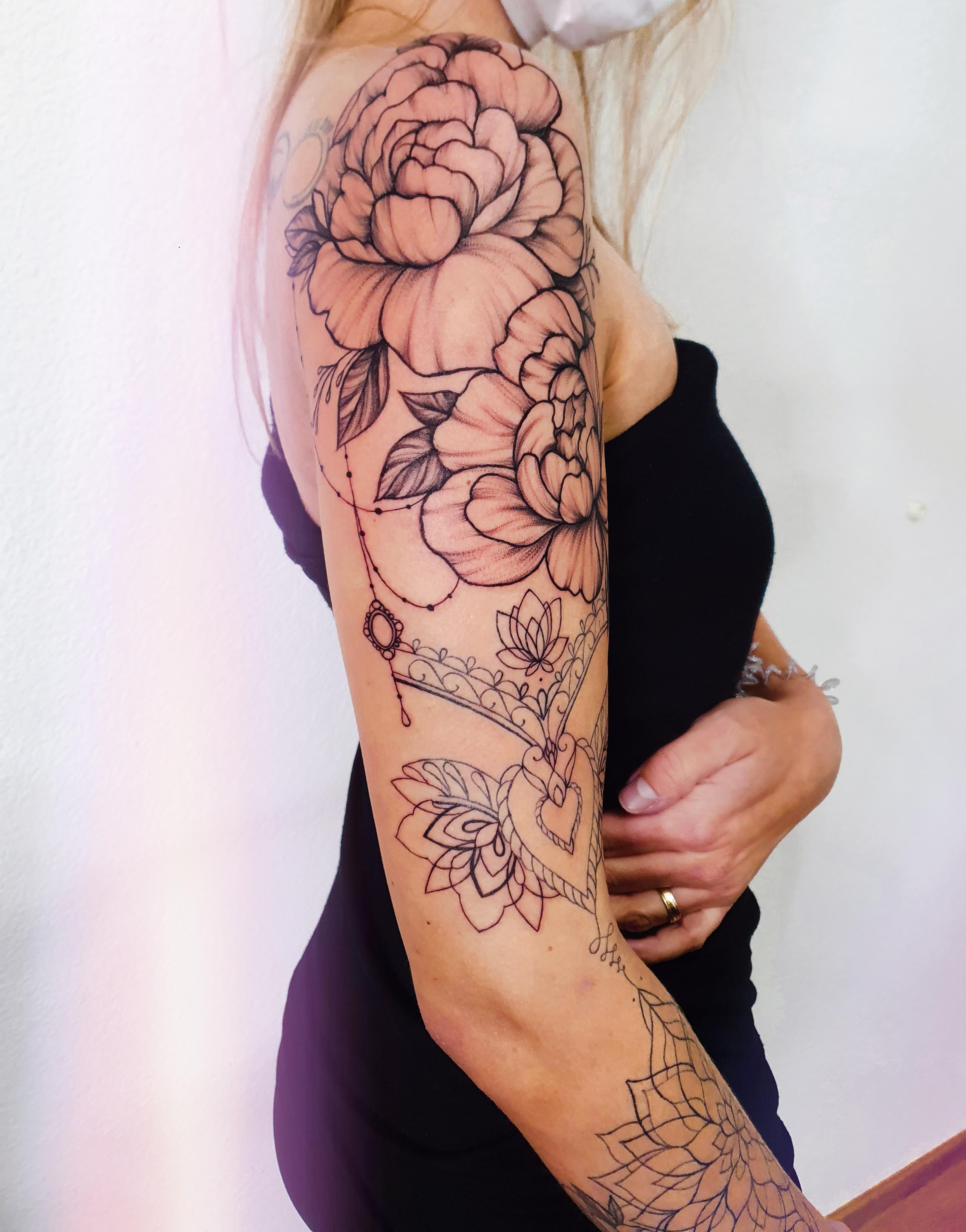 Inksearch tattoo Lianakadabra