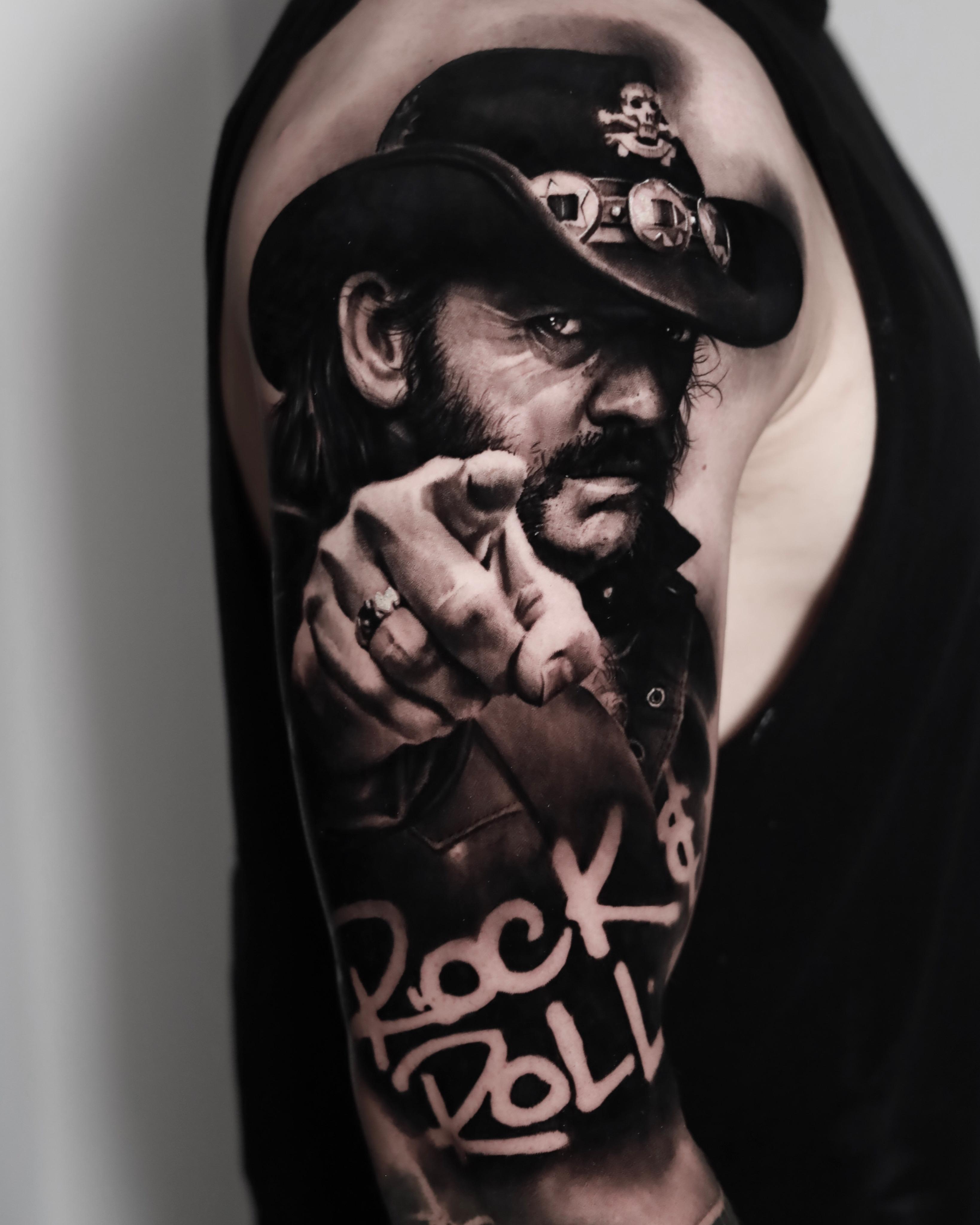 Inksearch tattoo Szymon Wrożyna