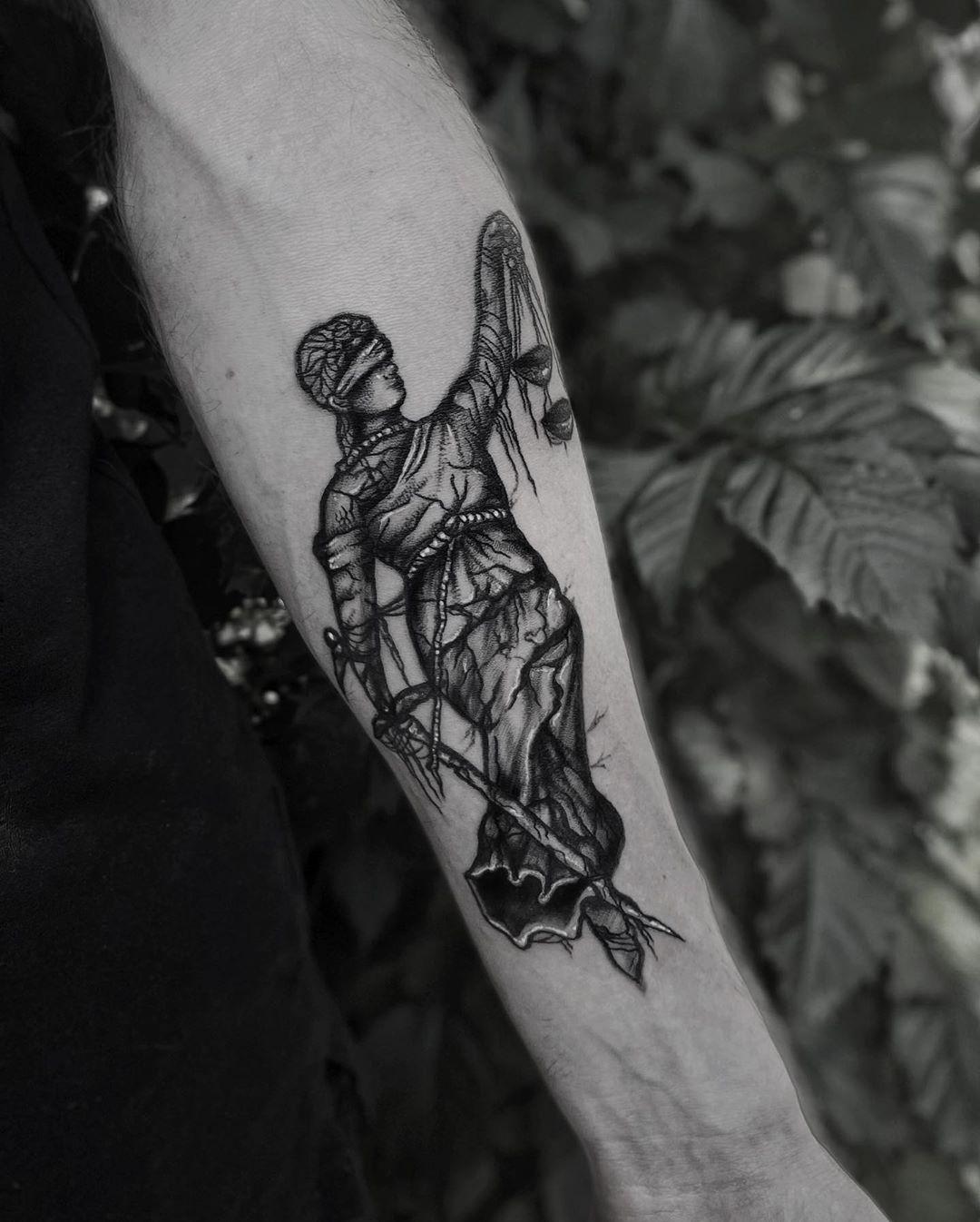 Inksearch tattoo Emanuela Latoszek 🌙 The Sacred Touch ⚜️