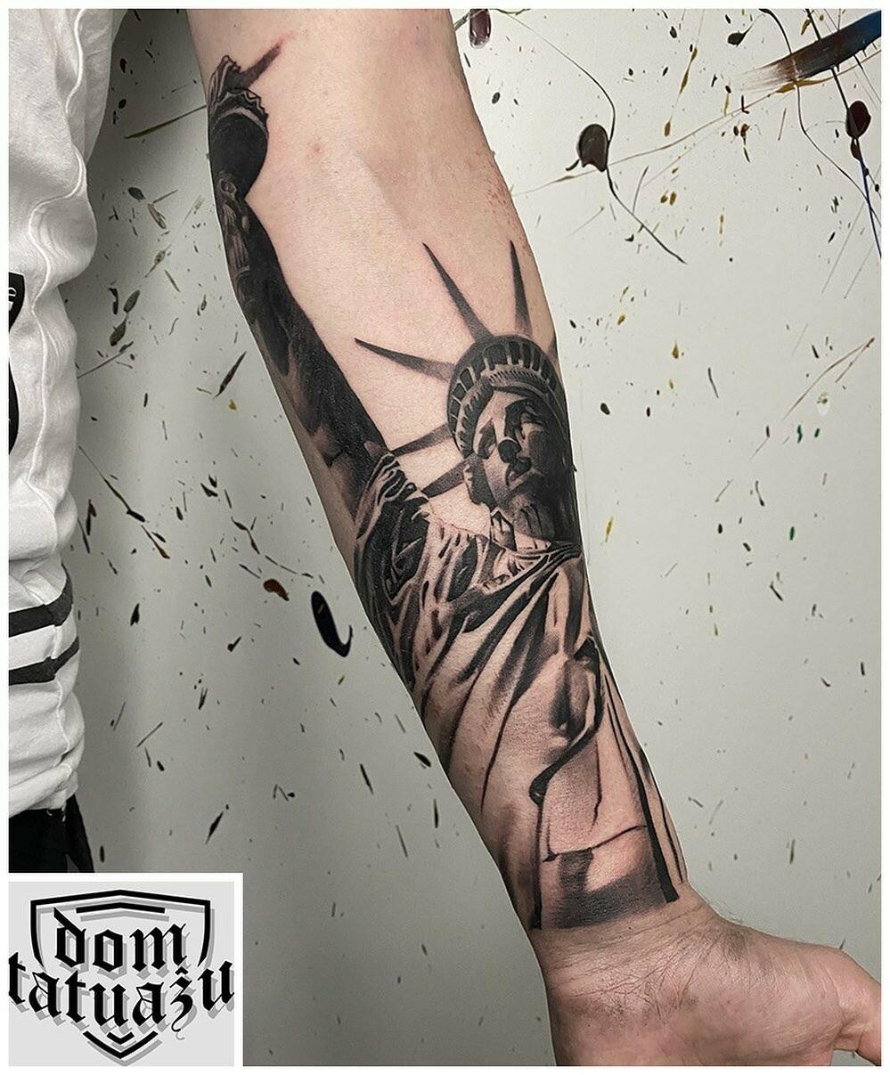 Inksearch tattoo Dom tatuażu