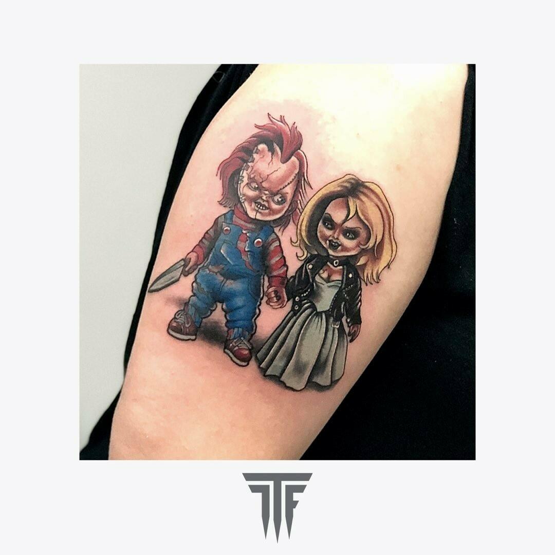 Inksearch tattoo La Familia Tattoo Shop