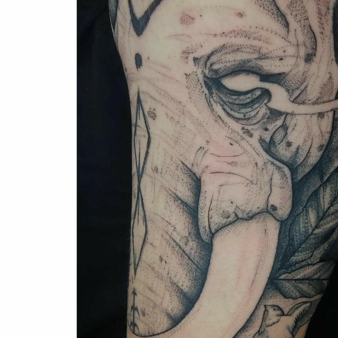 Inksearch tattoo Bizon tattoo