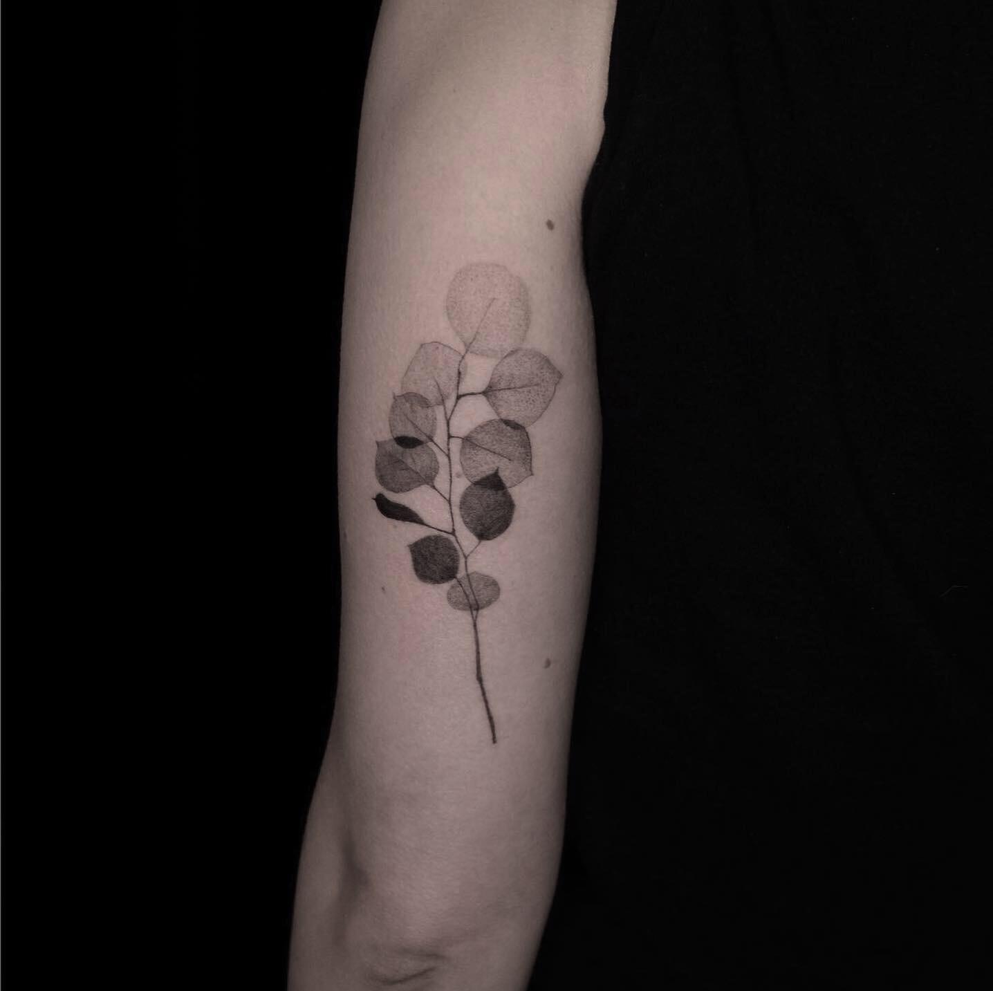 Inksearch tattoo Axel Ejsomnt