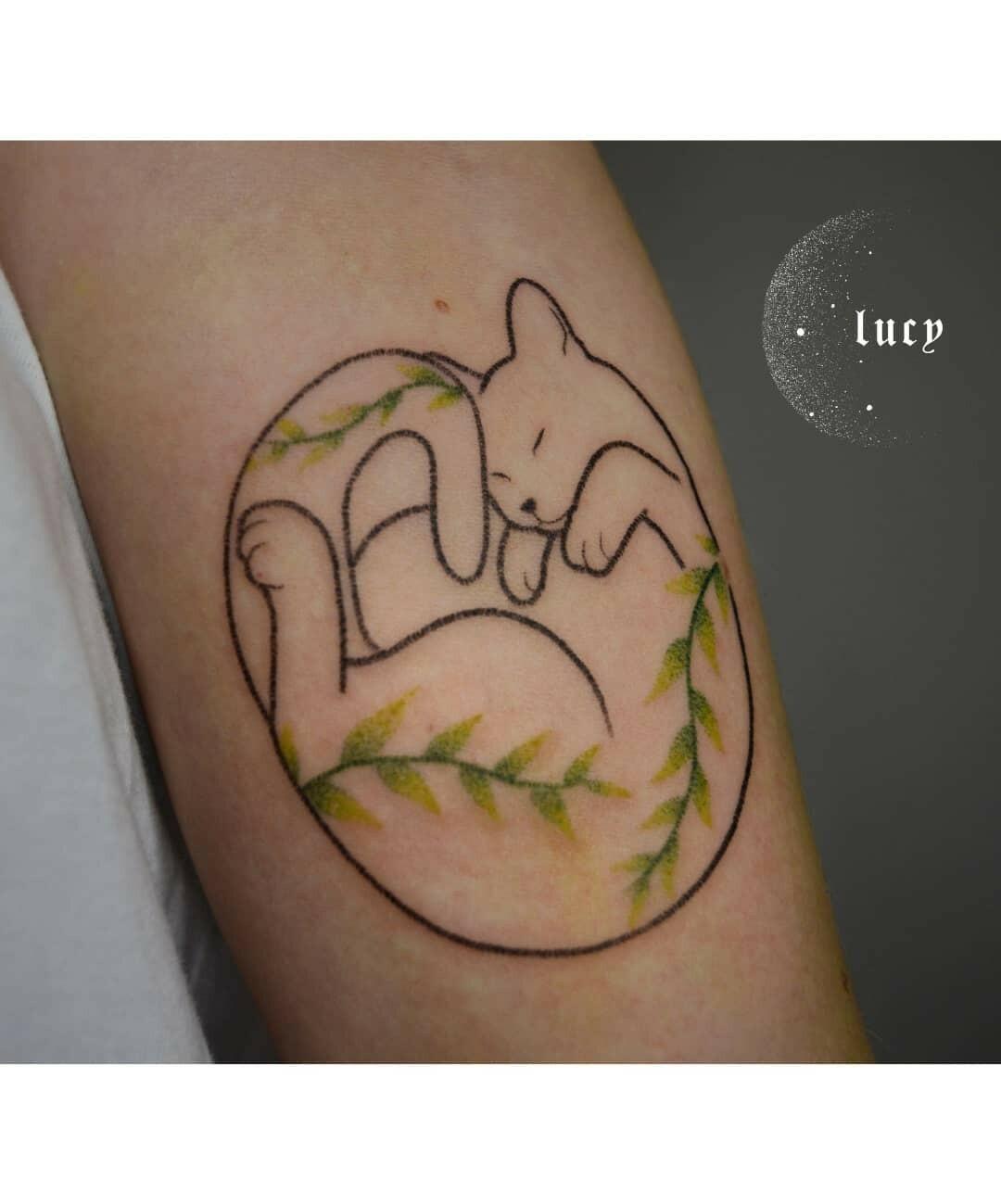 Inksearch tattoo Lucy_handpoke