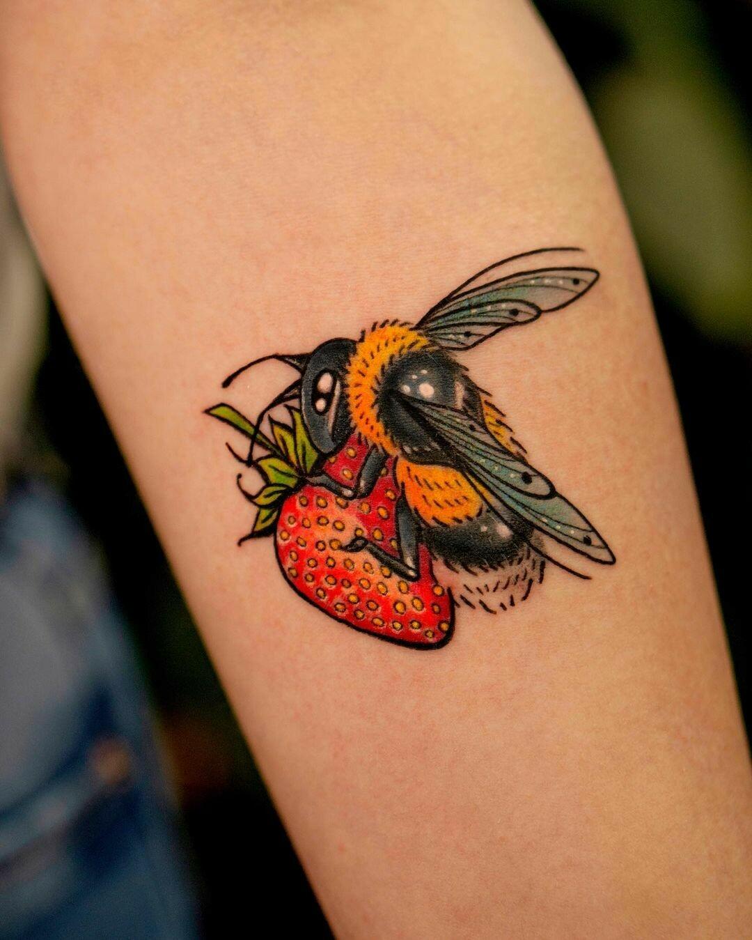 Inksearch tattoo Wściekła Blondyna