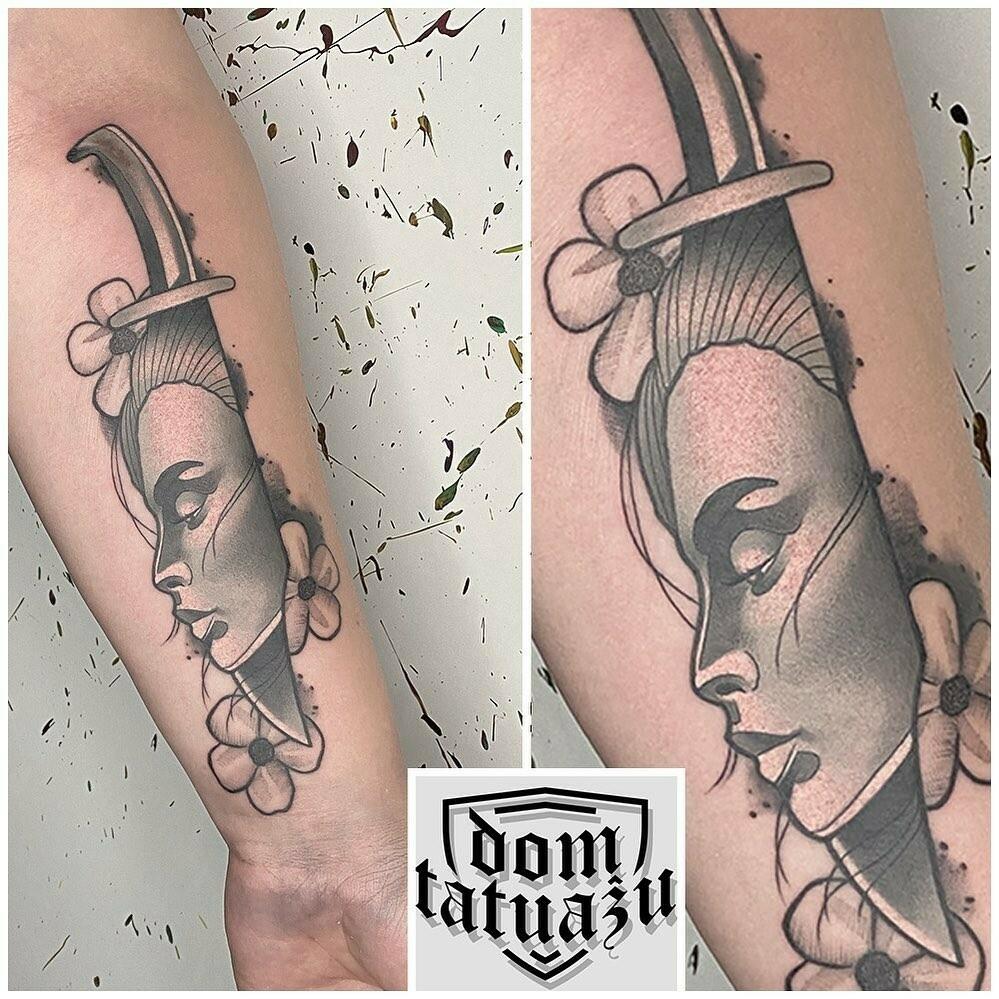 Inksearch tattoo Dom tatuażu